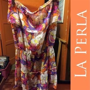 ✨NWT✨La Perla strapless top! Size 10